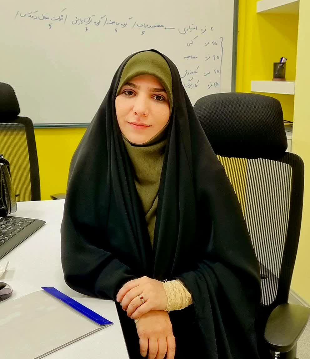 هاجر آقازاده